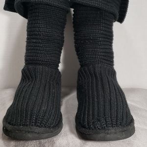 UGG Women's Classic Cardy Boots Black Size 8